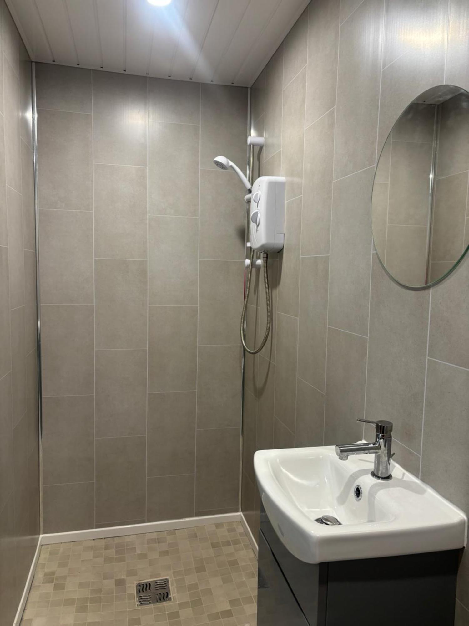 Private Detached Small Bedroom And Bathroom Only- This Is Not An Apartment Butlersbridge Buitenkant foto